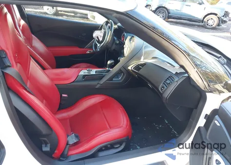 2015 Chevrolet Corvette Stingray Z51 из США, поврежденный, VIN 1G1YK2D75F5107596